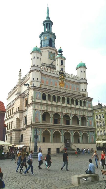 Bluegrayorange Apartment Poznan Exterior photo